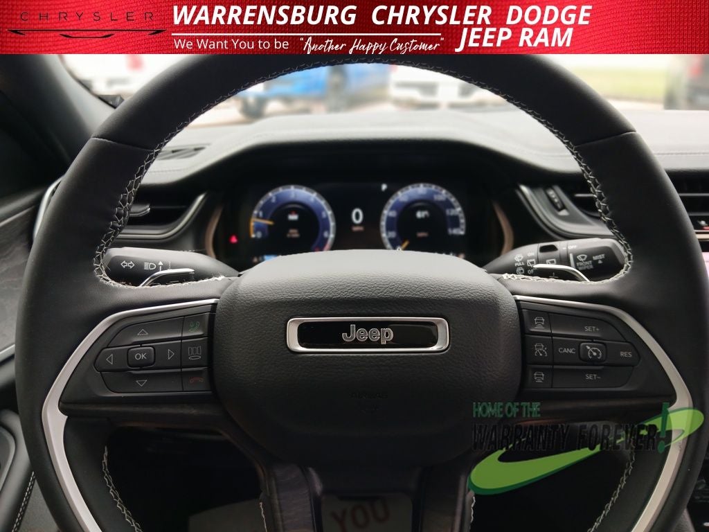 2025 Jeep Grand Cherokee GRAND CHEROKEE L LIMITED 4X4