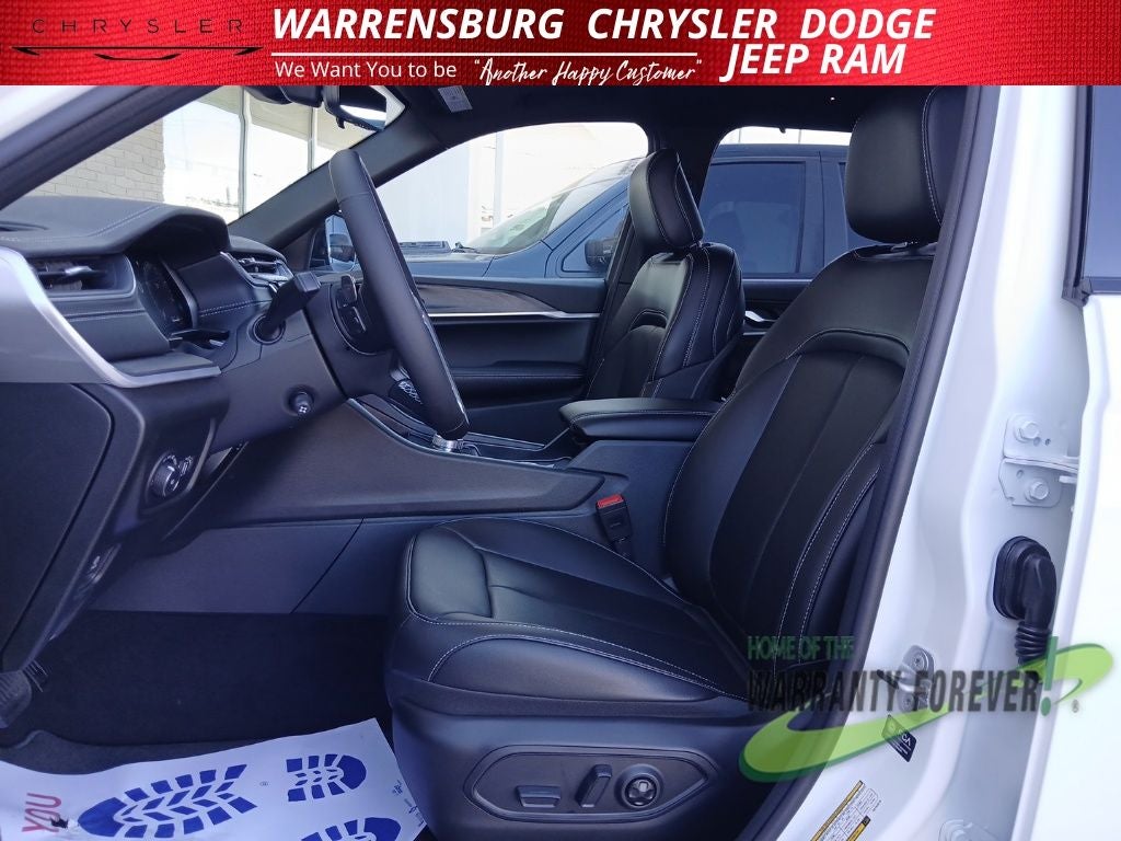 2025 Jeep Grand Cherokee GRAND CHEROKEE L LIMITED 4X4