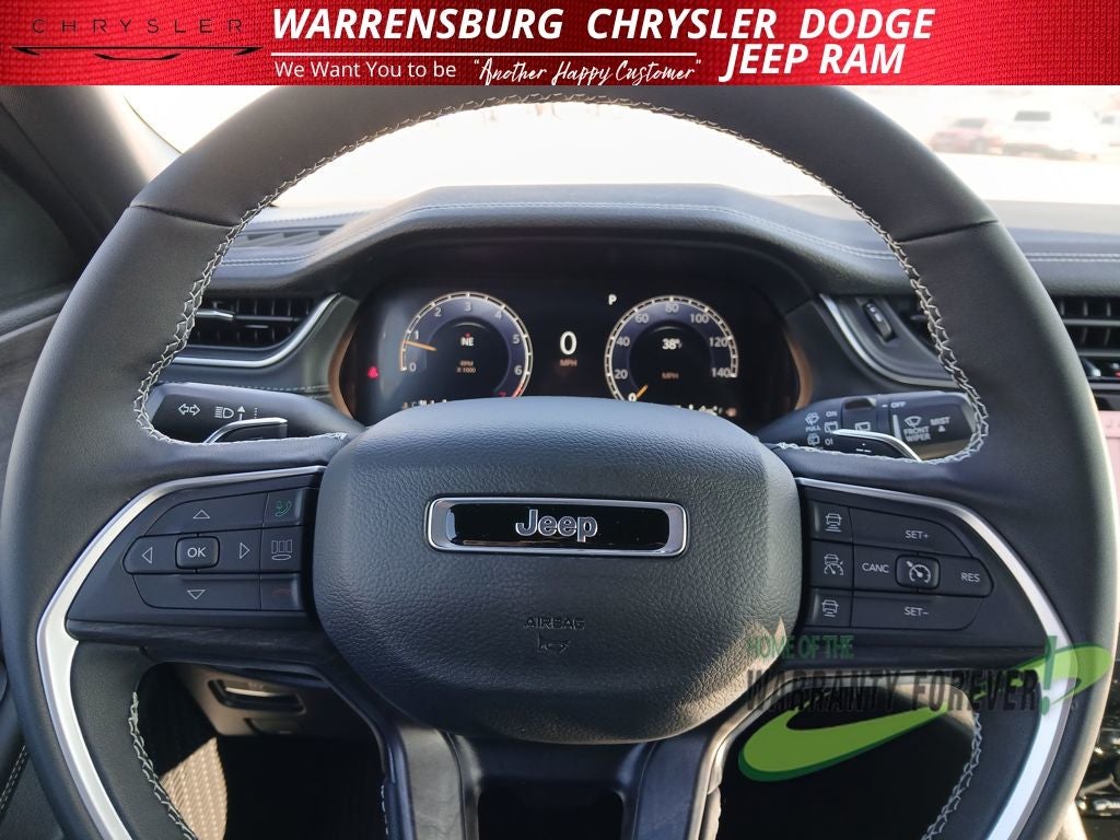 2025 Jeep Grand Cherokee GRAND CHEROKEE L LIMITED 4X4