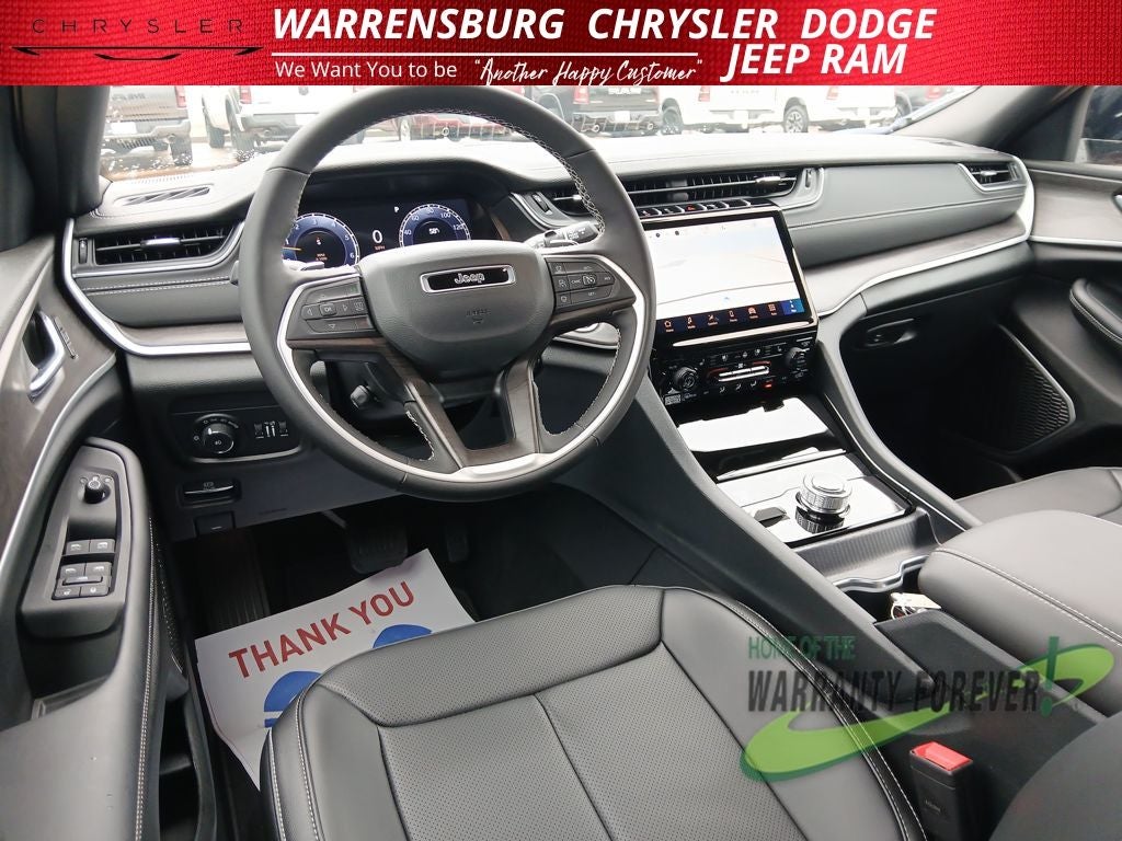 2025 Jeep Grand Cherokee GRAND CHEROKEE L LIMITED 4X4
