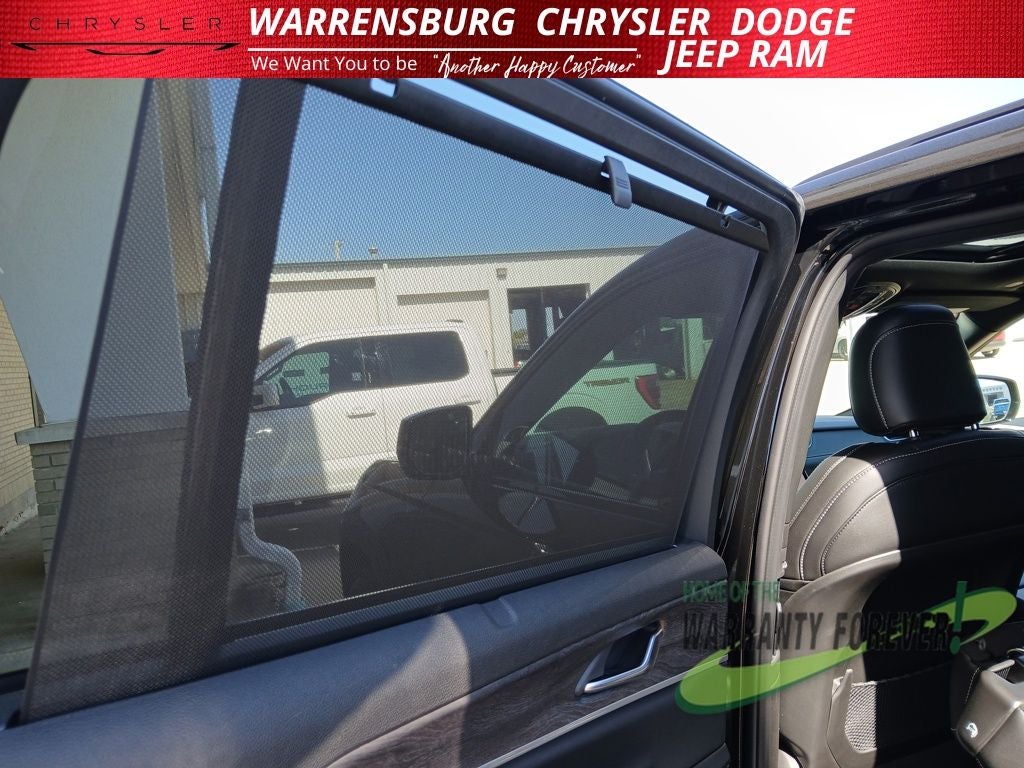 2025 Jeep Grand Cherokee GRAND CHEROKEE L LIMITED 4X4