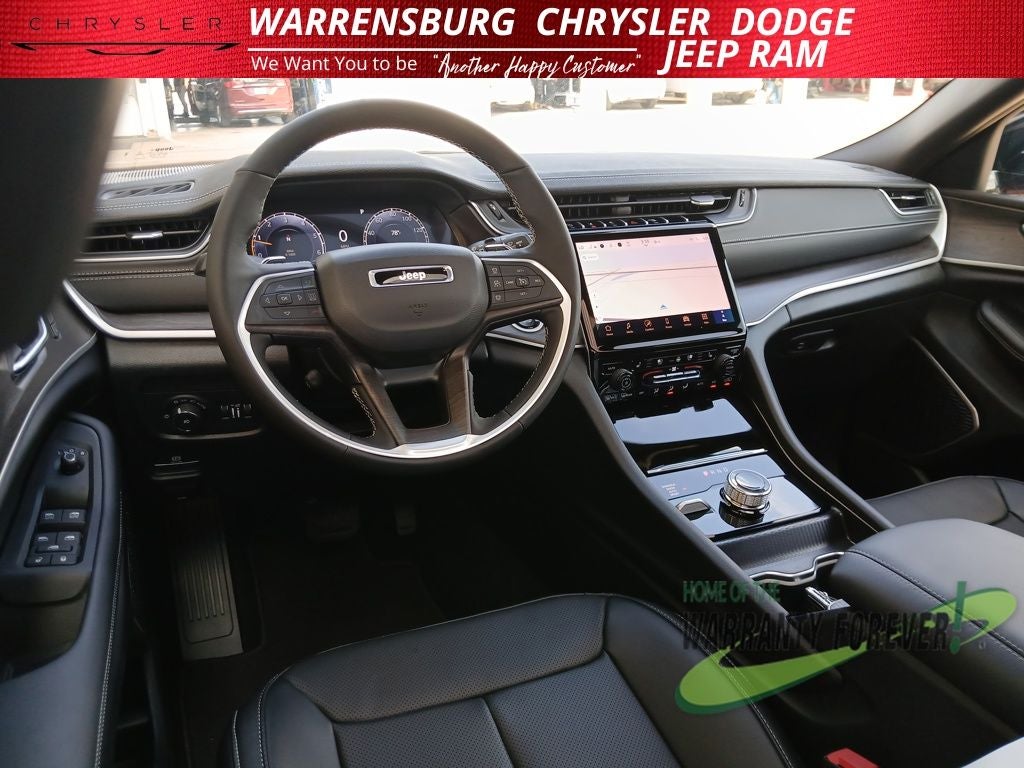 2025 Jeep Grand Cherokee GRAND CHEROKEE L LIMITED 4X4