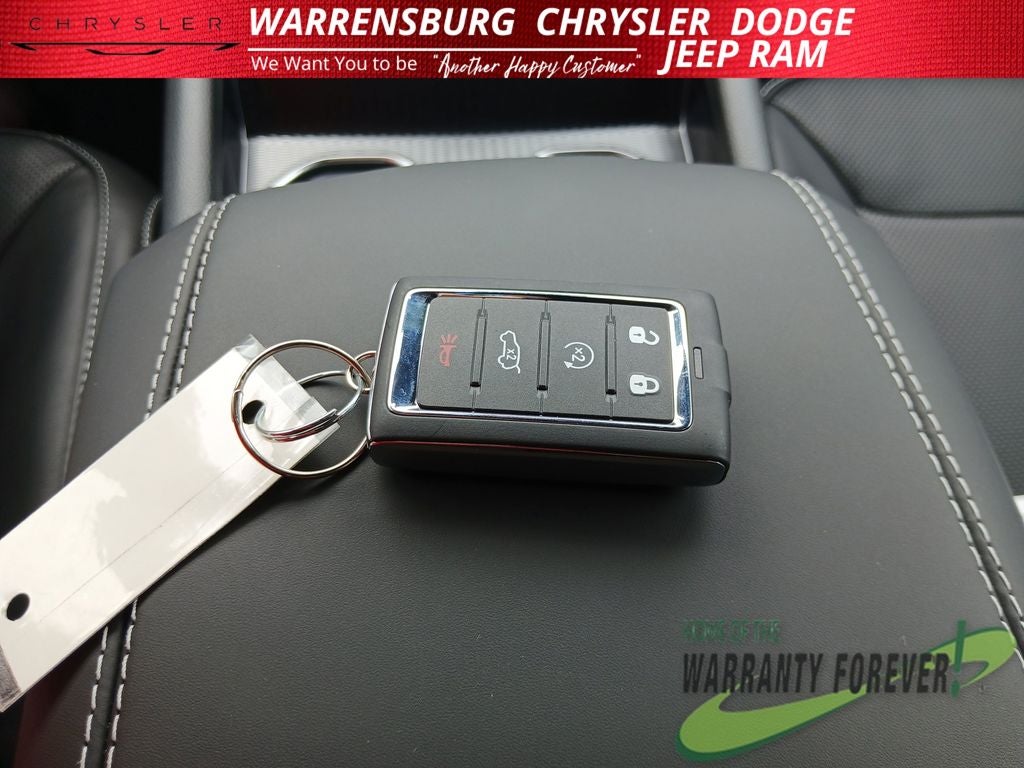 2026 Jeep Grand Cherokee GRAND CHEROKEE L LIMITED RESERVE 4X4