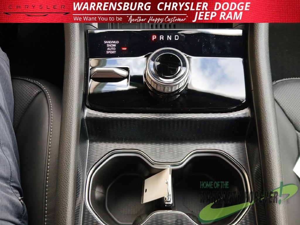2027 Jeep Grand Cherokee GRAND CHEROKEE L LIMITED RESERVE 4X4