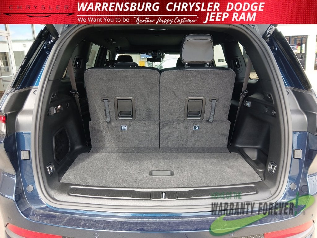 2027 Jeep Grand Cherokee GRAND CHEROKEE L LIMITED RESERVE 4X4