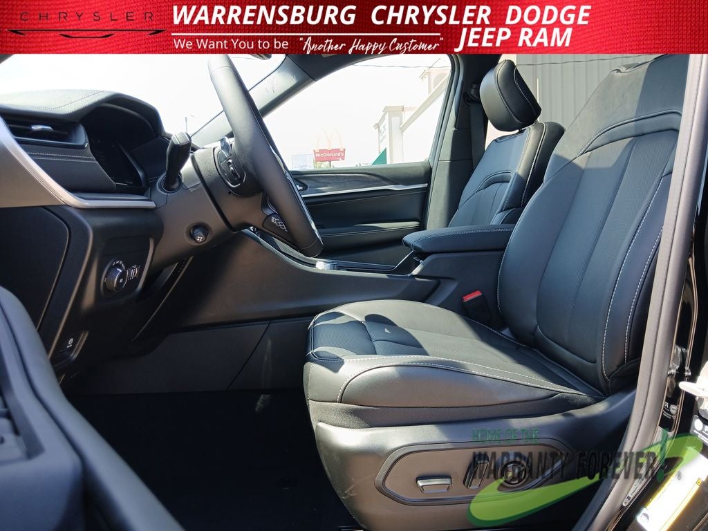 2027 Jeep Grand Cherokee Limited Reserve