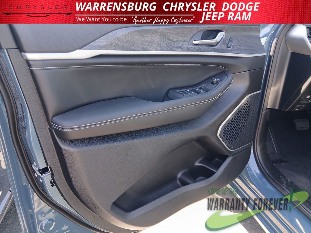 2027 Jeep Grand Cherokee Limited Reserve