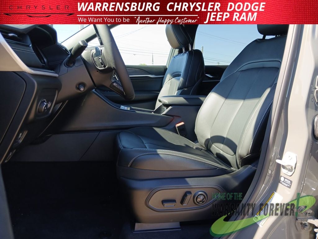 2027 Jeep Grand Cherokee Limited Reserve