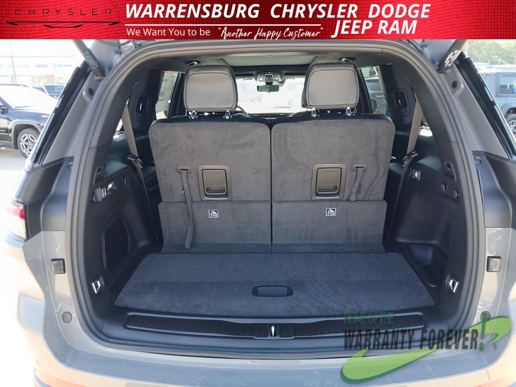 2027 Jeep Grand Cherokee Limited Reserve