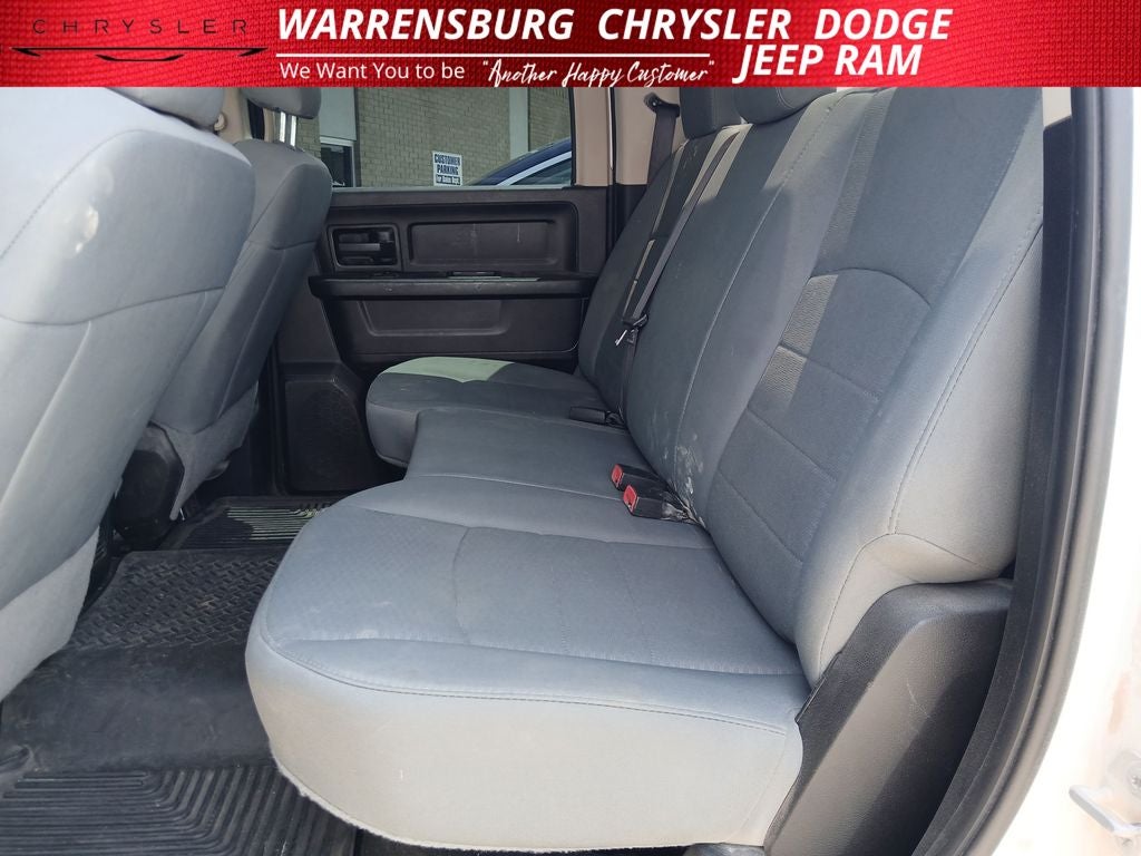 2019 RAM 1500 Classic Express Crew Cab 4x4 5'7' Box