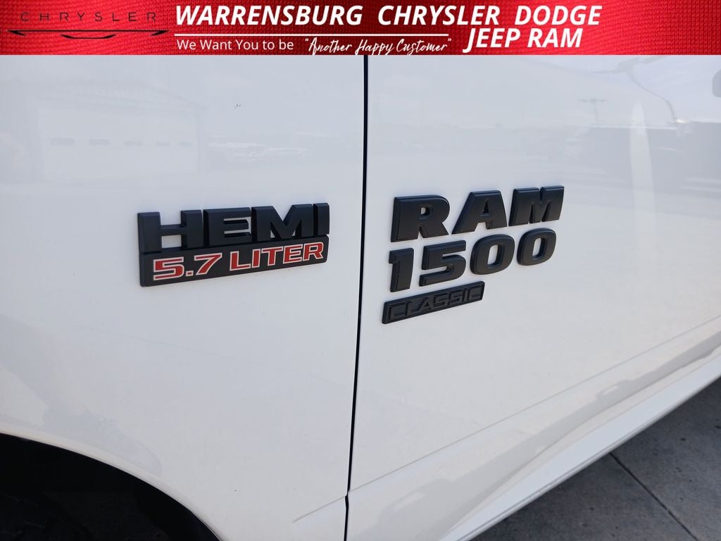 2019 RAM 1500 Classic Express Crew Cab 4x4 5'7' Box