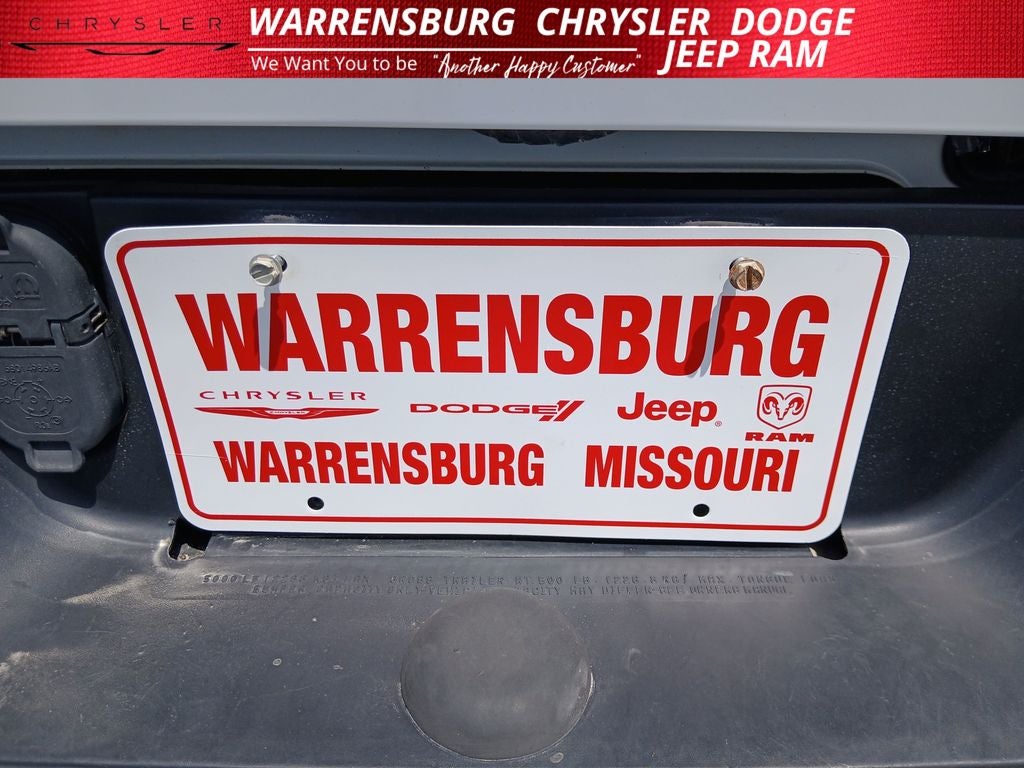 2019 RAM 1500 Classic Express Crew Cab 4x4 5'7' Box