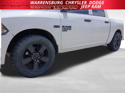 2019 RAM 1500 Classic Express Crew Cab 4x4 5'7' Box