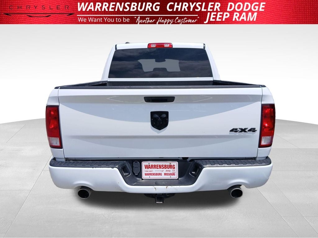 2019 RAM 1500 Classic Express Crew Cab 4x4 5'7' Box