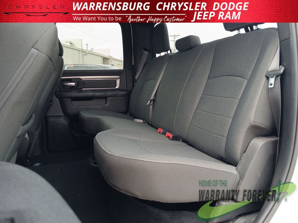 2024 RAM 1500 Classic Warlock Crew Cab 4x4 5'7' Box