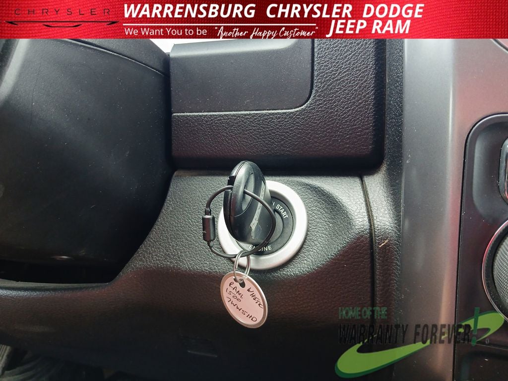 2024 RAM 1500 Classic Warlock Crew Cab 4x4 5'7' Box