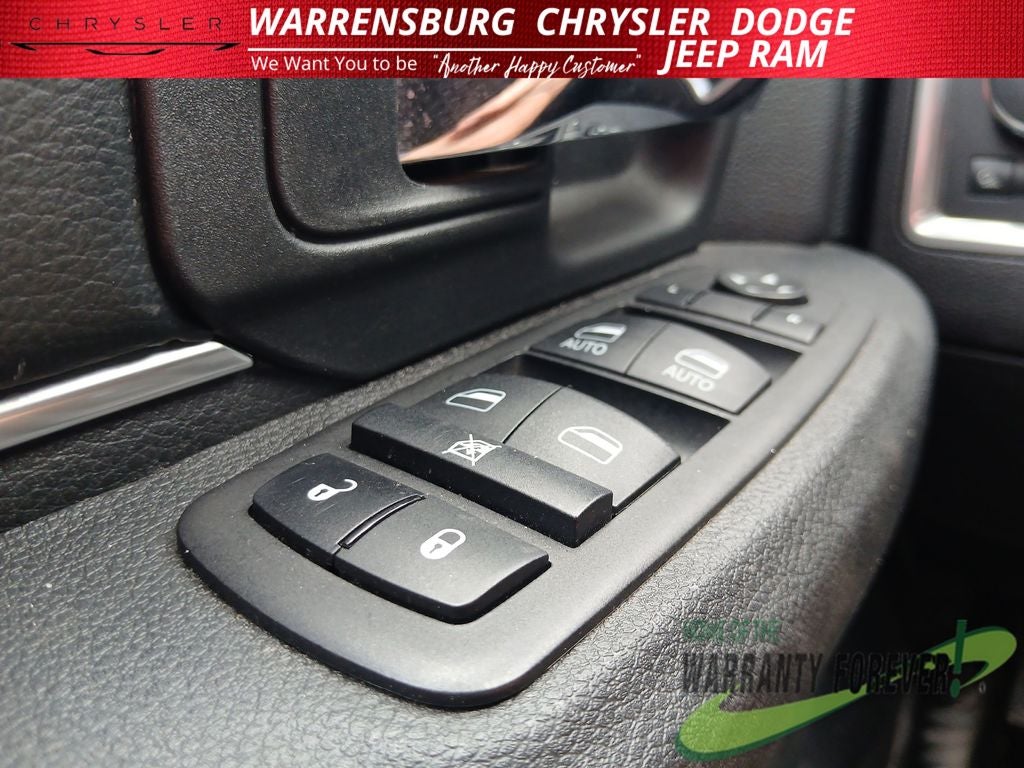 2024 RAM 1500 Classic Warlock Crew Cab 4x4 5'7' Box