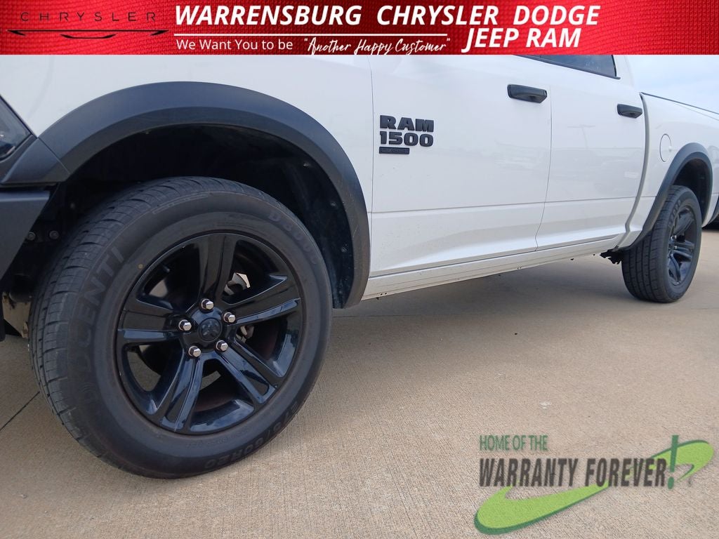 2024 RAM 1500 Classic Warlock Crew Cab 4x4 5'7' Box