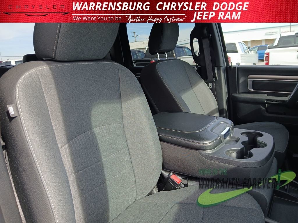 2024 RAM 1500 Classic Warlock Crew Cab 4x4 5'7' Box