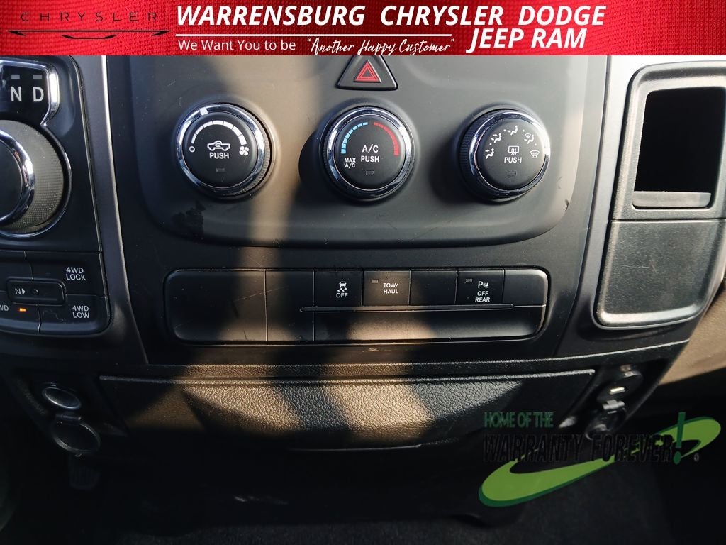 2024 RAM 1500 Classic Warlock Crew Cab 4x4 5'7' Box