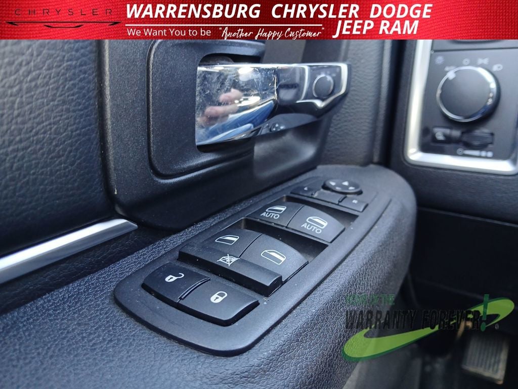 2024 RAM 1500 Classic Warlock Crew Cab 4x4 5'7' Box