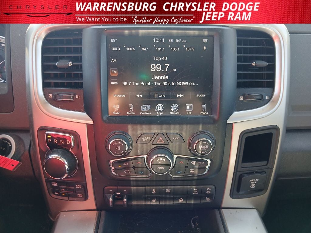 2017 RAM 1500 Big Horn Crew Cab 4x4 5'7' Box