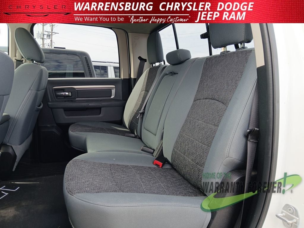 2019 RAM 1500 Classic SLT Crew Cab 4x4 6'4' Box