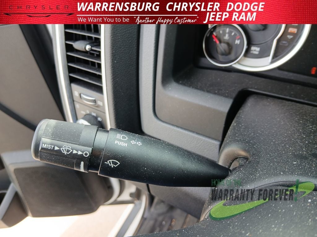 2019 RAM 1500 Classic SLT Crew Cab 4x4 6'4' Box