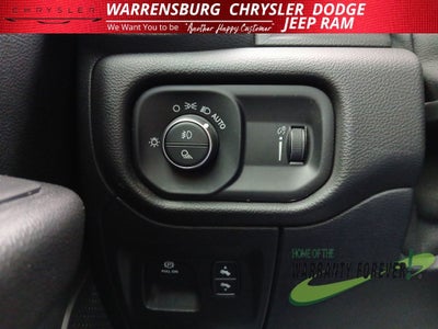 2021 RAM 1500 Big Horn Quad Cab 4x4 6'4' Box