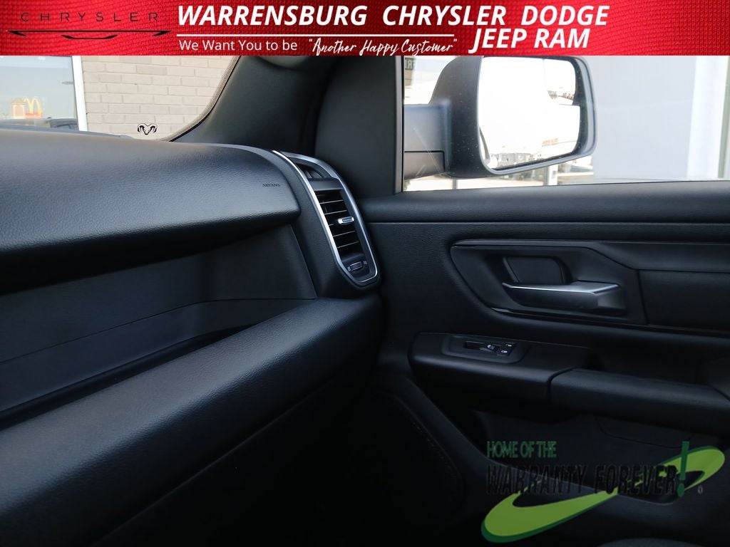 2026 RAM Ram 1500 RAM 1500 EXPRESS CREW CAB 4X4 5'7' BOX