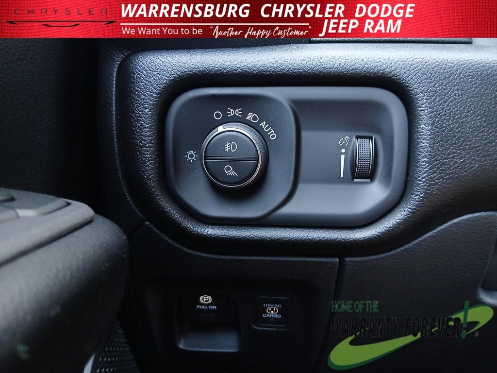 2026 RAM Ram 1500 RAM 1500 EXPRESS CREW CAB 4X4 5'7' BOX