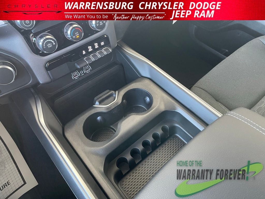 2026 RAM Ram 1500 RAM 1500 EXPRESS CREW CAB 4X4 5'7' BOX