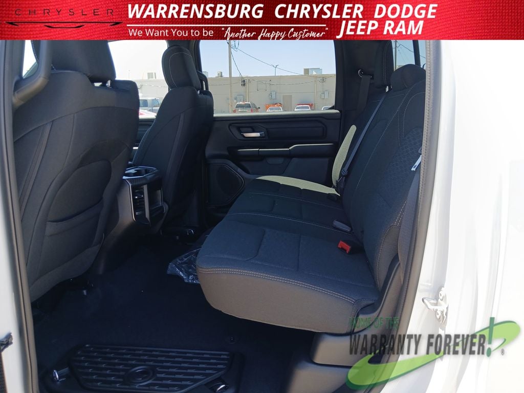 2026 RAM Ram 1500 RAM 1500 EXPRESS CREW CAB 4X4 5'7' BOX