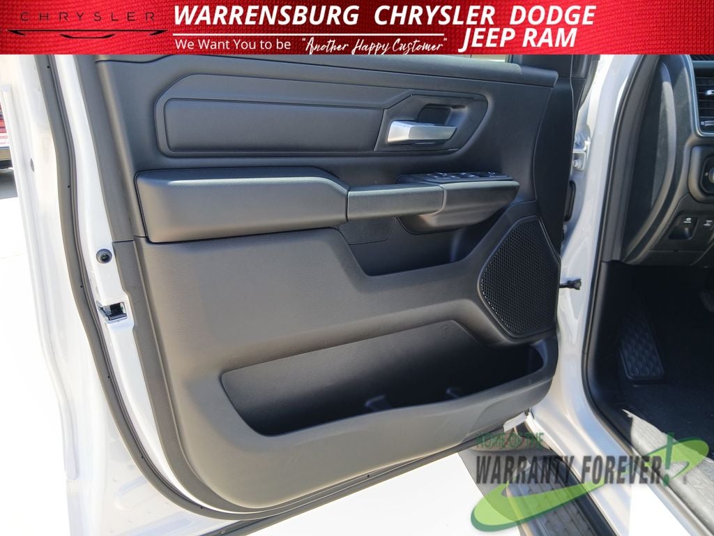 2026 RAM Ram 1500 RAM 1500 EXPRESS CREW CAB 4X4 5'7' BOX