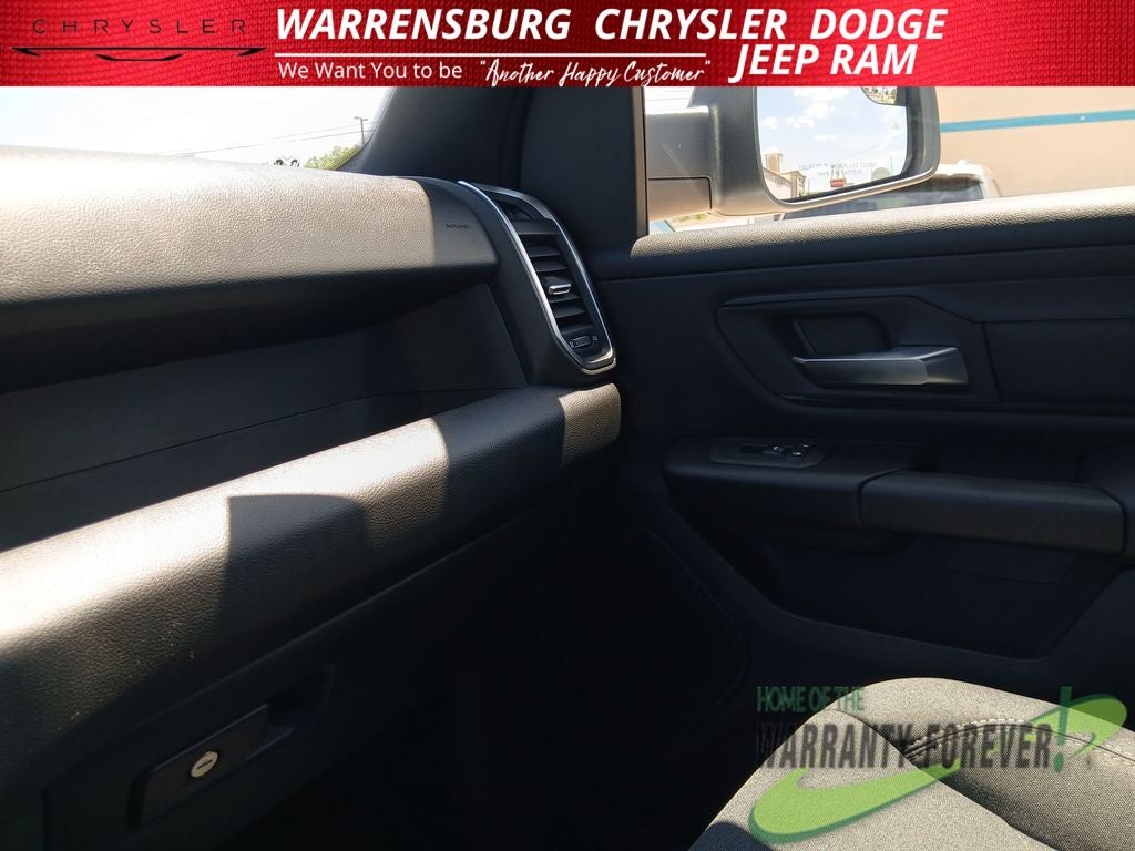 2026 RAM Ram 1500 RAM 1500 EXPRESS CREW CAB 4X4 5'7' BOX