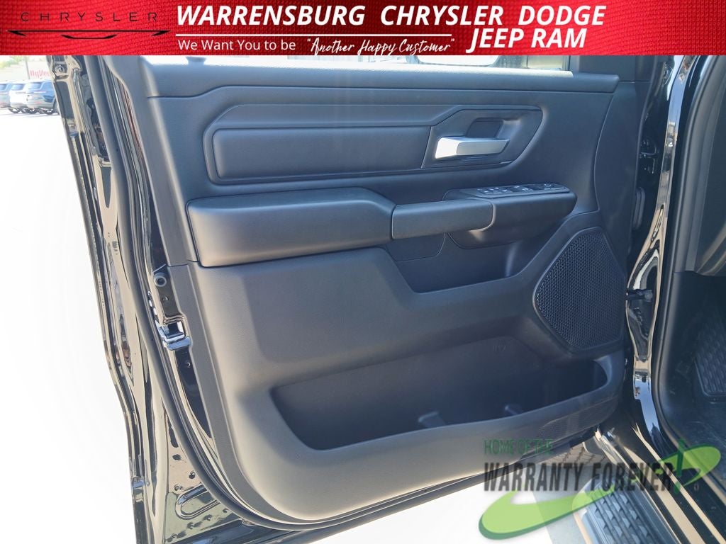 2026 RAM Ram 1500 RAM 1500 EXPRESS CREW CAB 4X4 5'7' BOX