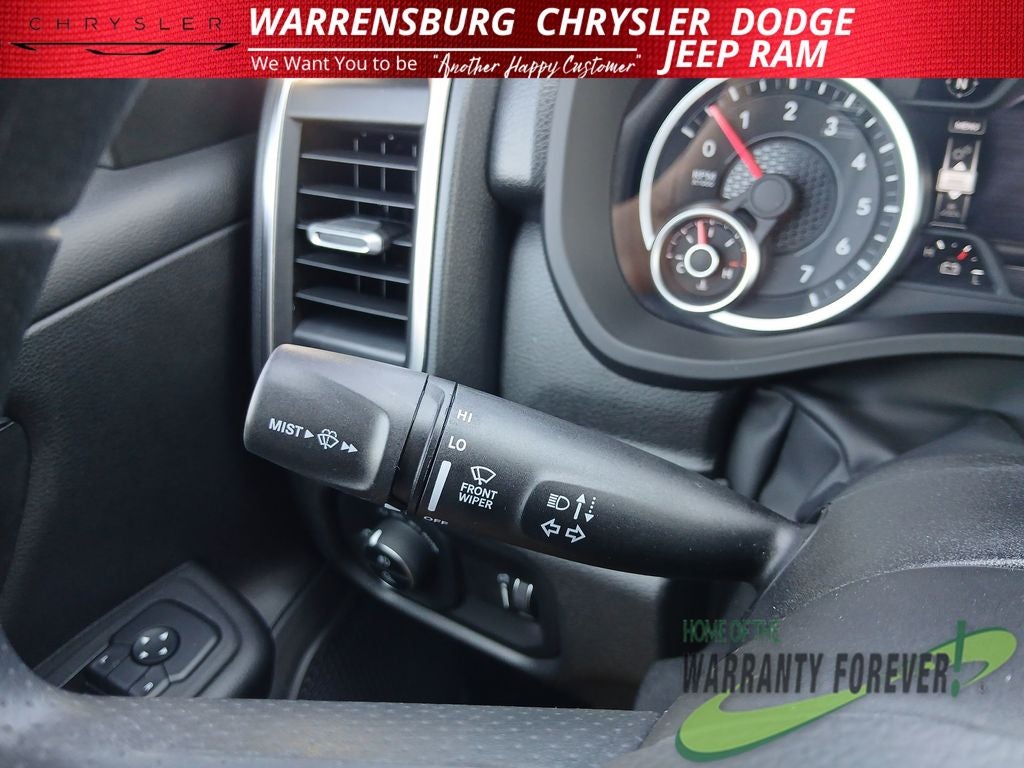 2026 RAM Ram 1500 RAM 1500 EXPRESS CREW CAB 4X4 5'7' BOX