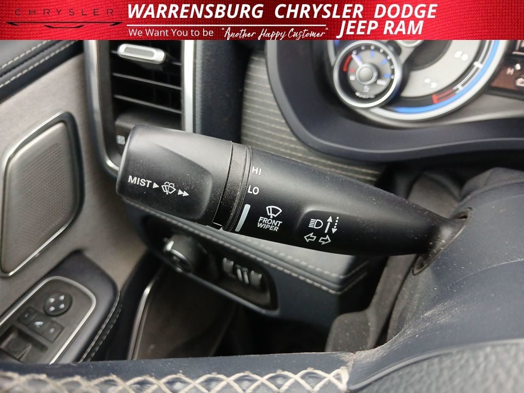 2022 RAM 1500 Limited Crew Cab 4x4 5'7' Box