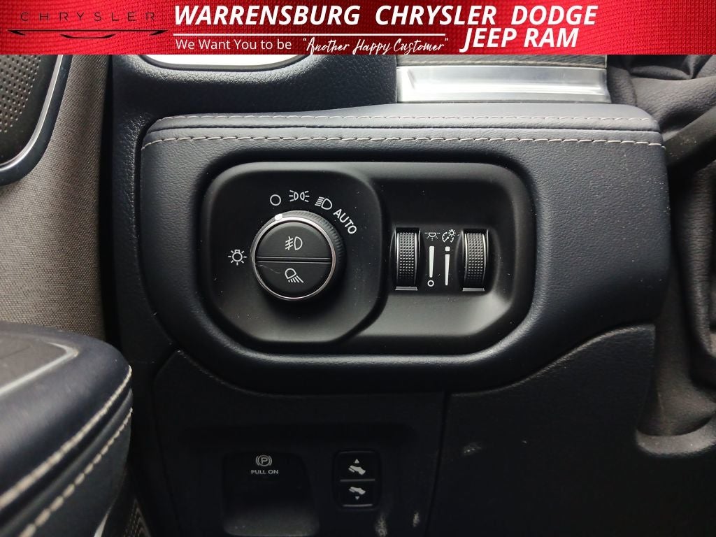 2022 RAM 1500 Limited Crew Cab 4x4 5'7' Box