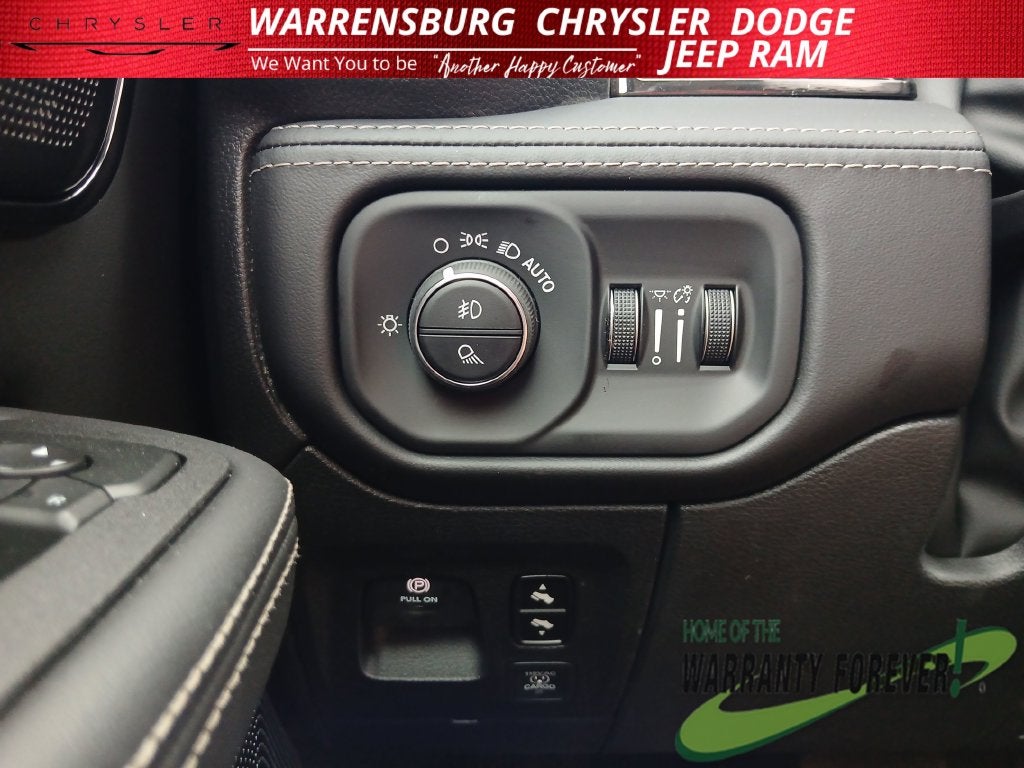 2027 RAM Ram 1500 RAM 1500 LIMITED CREW CAB 4X4 5'7' BOX