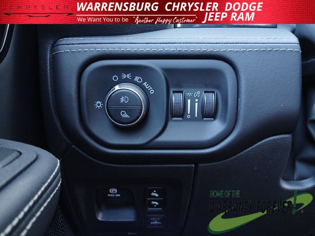 2027 RAM Ram 1500 RAM 1500 LIMITED CREW CAB 4X4 5'7' BOX