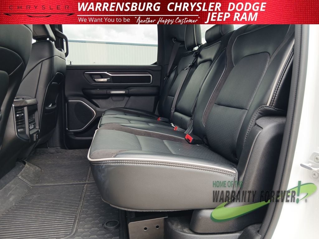 2025 RAM 1500 Laramie Crew Cab 4x4 5'7' Box