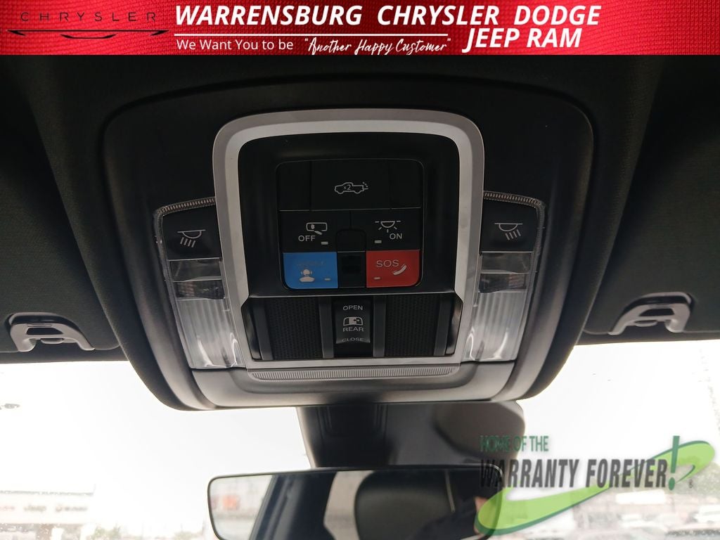 2025 RAM 1500 Laramie Crew Cab 4x4 5'7' Box