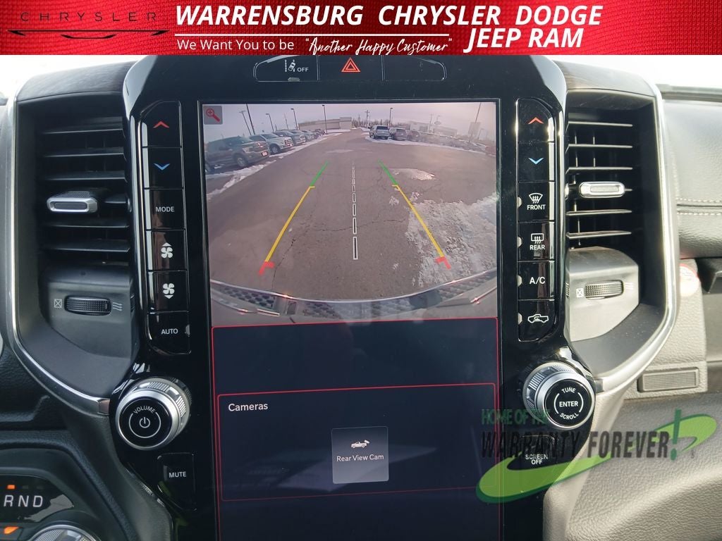 2025 RAM 1500 Laramie Crew Cab 4x4 5'7' Box