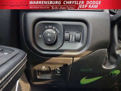 2025 RAM 1500 Laramie Crew Cab 4x4 5'7' Box