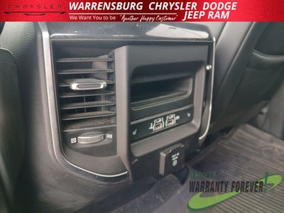 2020 RAM 1500 Laramie Crew Cab 4x4 5'7' Box