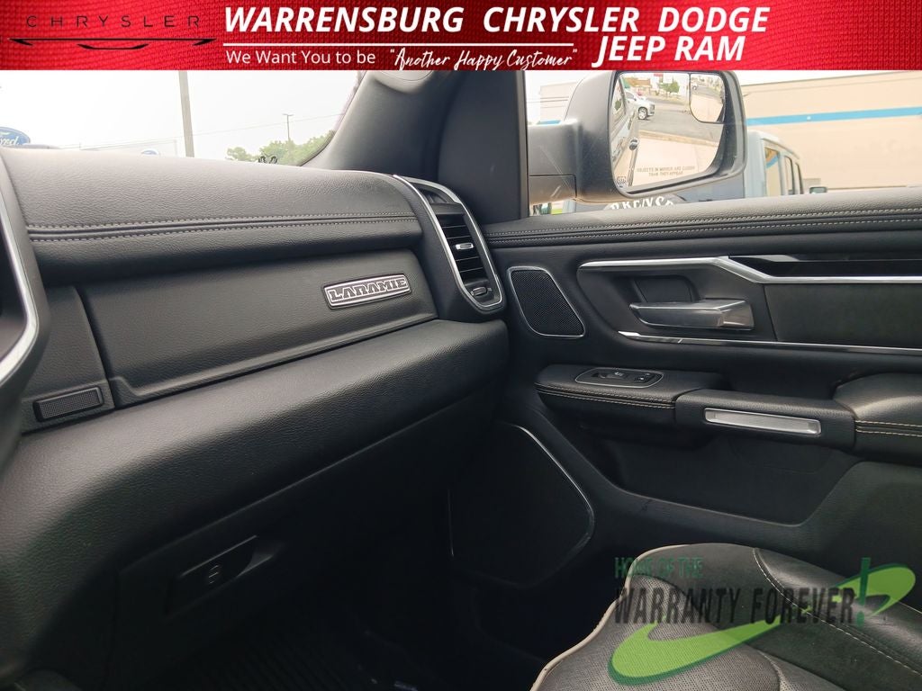 2020 RAM 1500 Laramie Crew Cab 4x4 5'7' Box