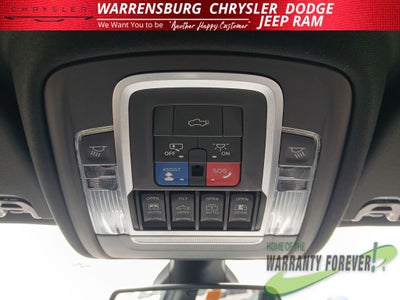 2020 RAM 1500 Laramie Crew Cab 4x4 5'7' Box