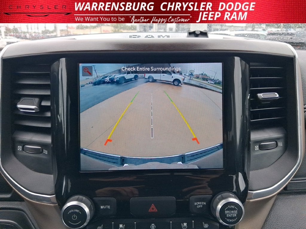2022 RAM 1500 Laramie Crew Cab 4x4 5'7' Box