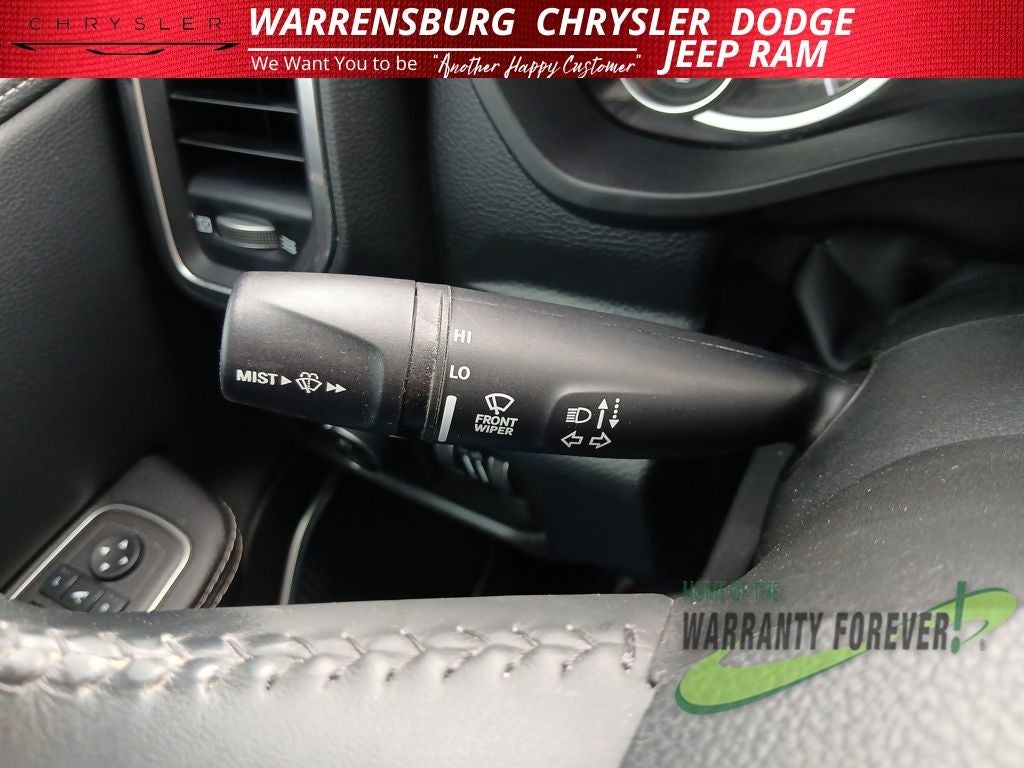 2023 RAM 1500 Laramie Crew Cab 4x4 5'7' Box